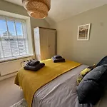 Holiday home 1 Thornbarrow - Spacious Townhouse In The District