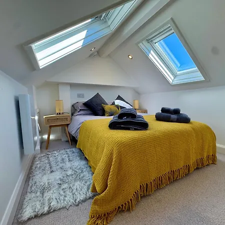 1 Thornbarrow - Spacious Townhouse In The District *
